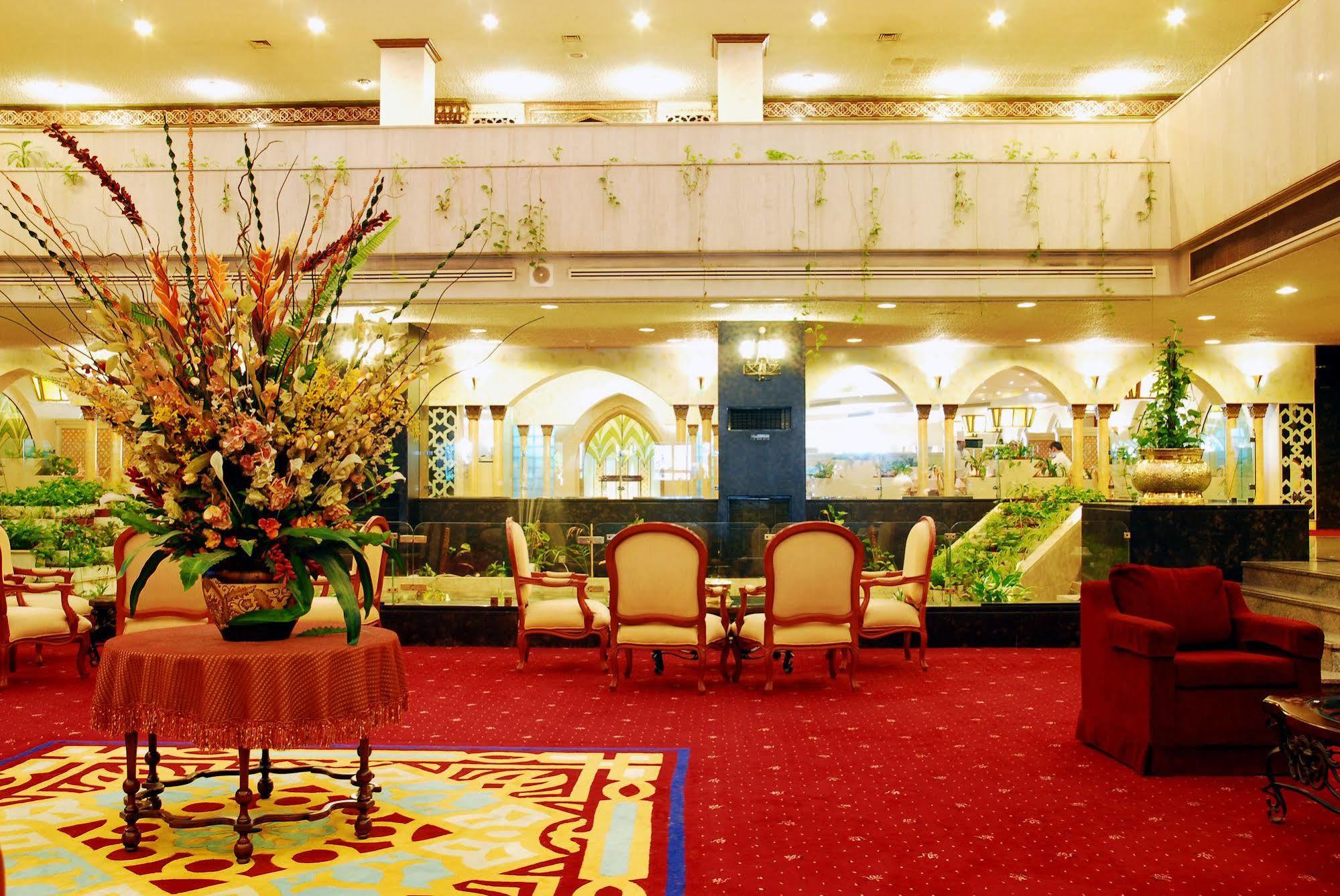 Dhahran International Hotel ภายนอก รูปภาพ